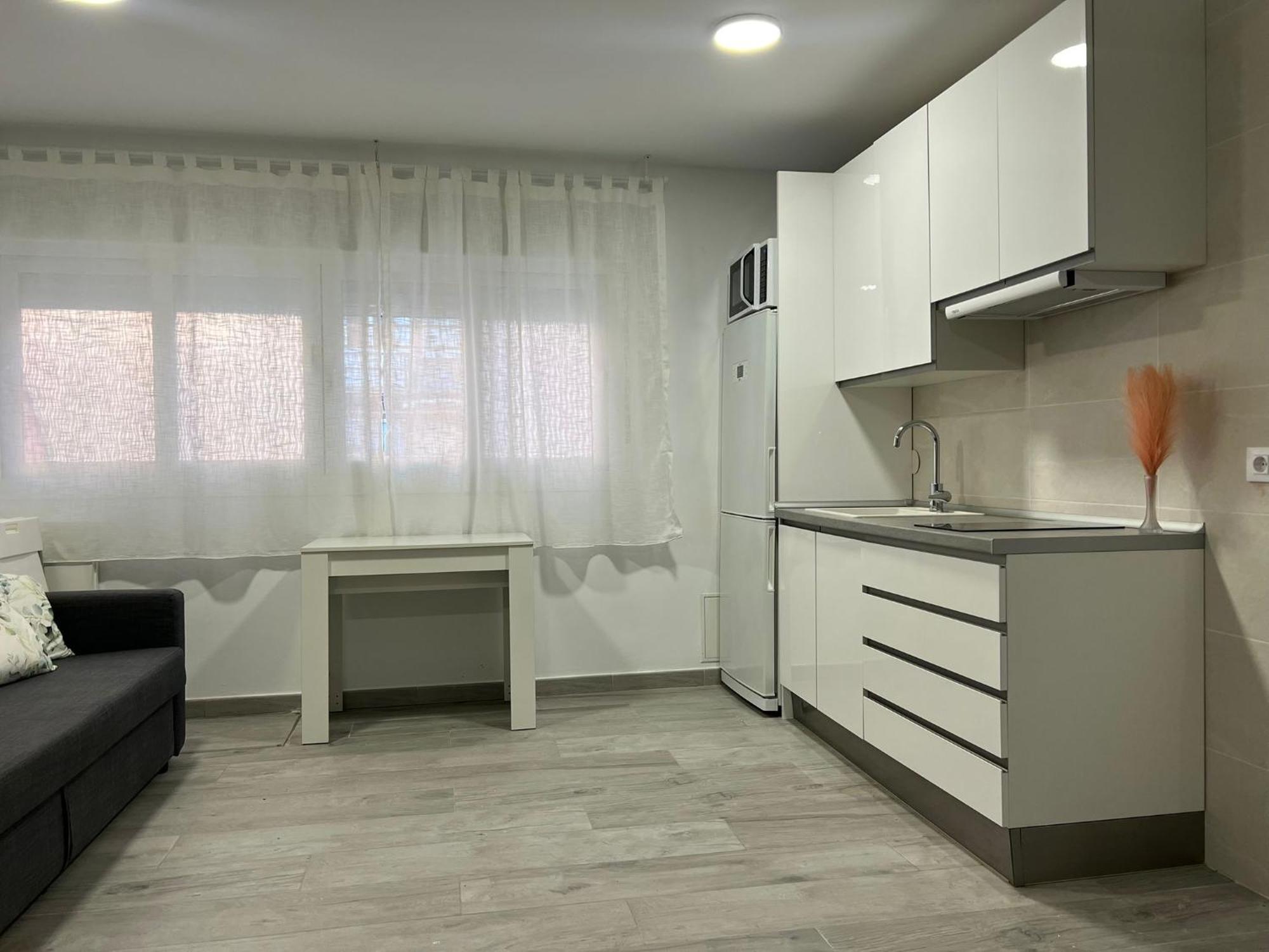 Cozy Apartment Up To 6 Persons 3 Min To Metro Madrid Extérieur photo